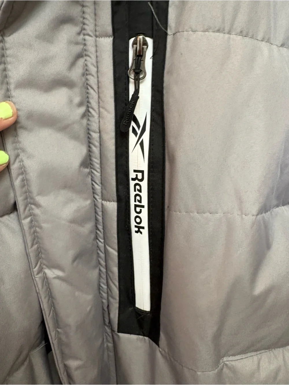 Men’s Reebok Puffer Jacket - Picture 2 of 5